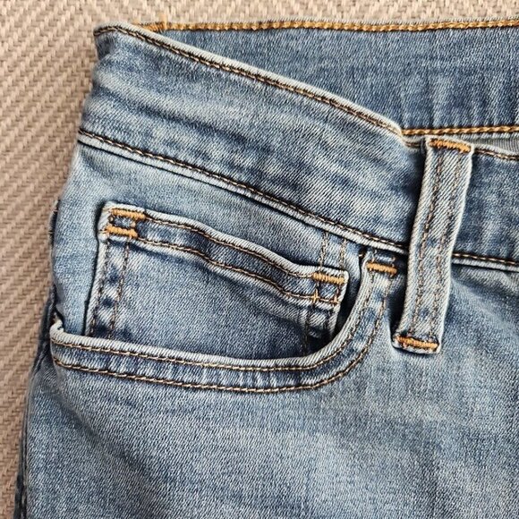 Madewell Jeans Women's Size 25P 26x25 Roadtripper Blue Medium Wash Style NG758 - Picture 8 of 16